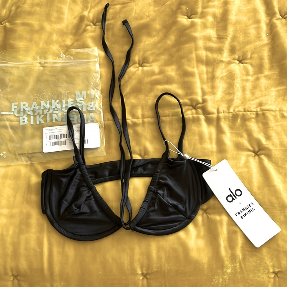 FRANKIE'S ’s BIKINIS | Benji TOP
